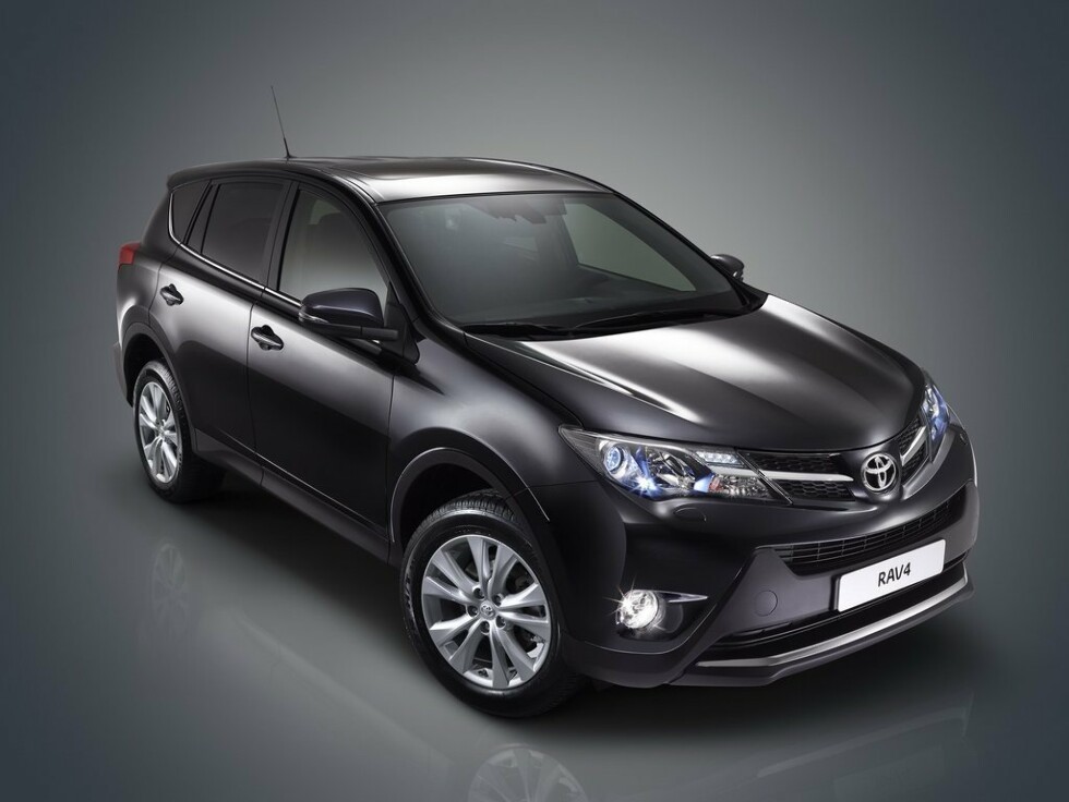 Коврики текстильные "Классик" для Toyota Rav4 IV (suv / XA40) 2012 - 2015, черные, 2шт.