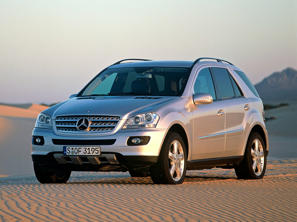 Коврики текстильные "Стандарт" для Mercedes-Benz M-Class II (suv / W164) 2005 - 2008, черные, 5шт.