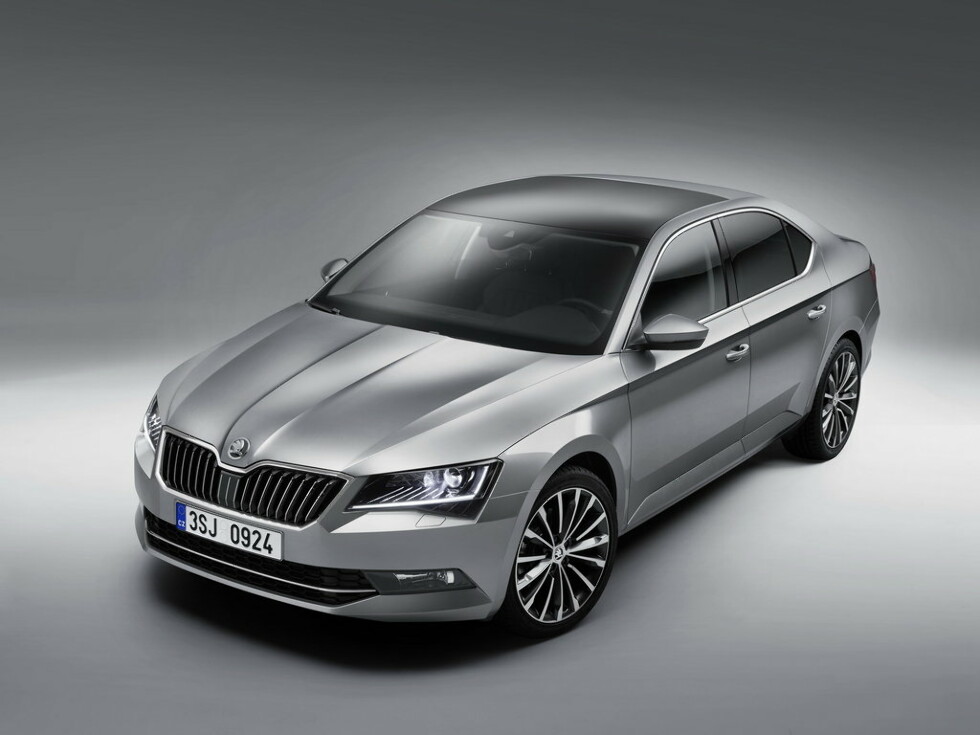 Коврики текстильные "Стандарт" для Skoda Superb III (лифтбек / 3V3) 2015 - 2019, черные, 5шт.